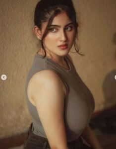 77eeb8c33e3f30e6f685cb1bc12eceb5 234x300